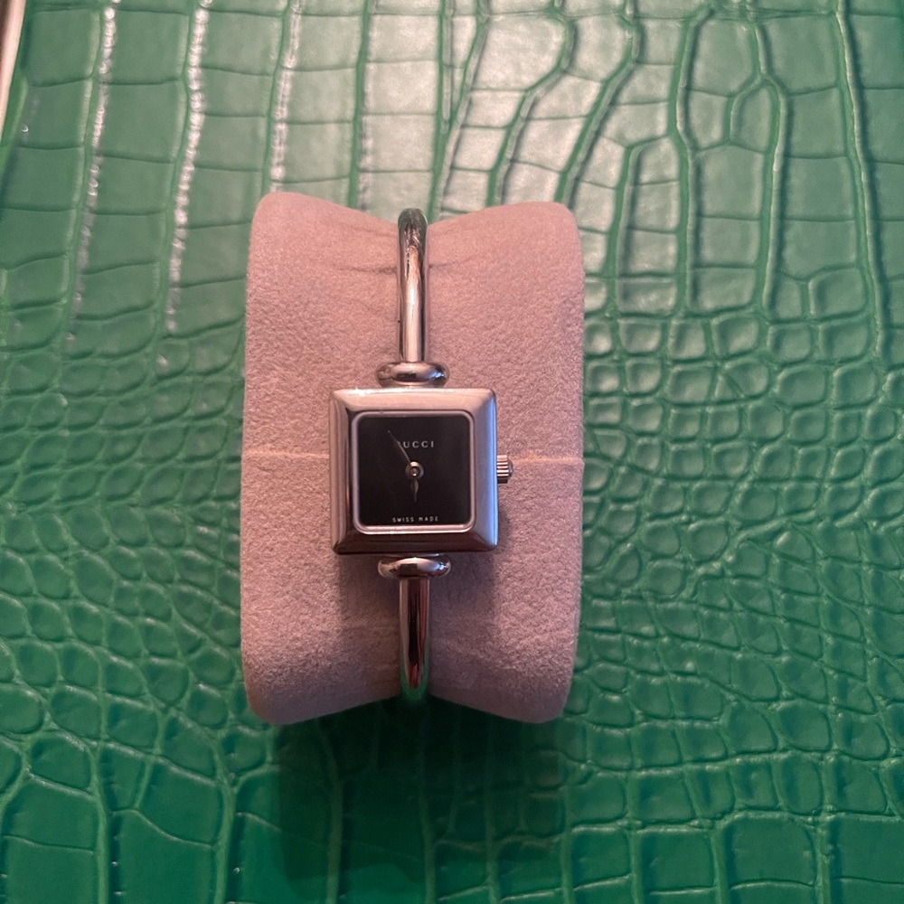 Gucci Silver Bangle Watch